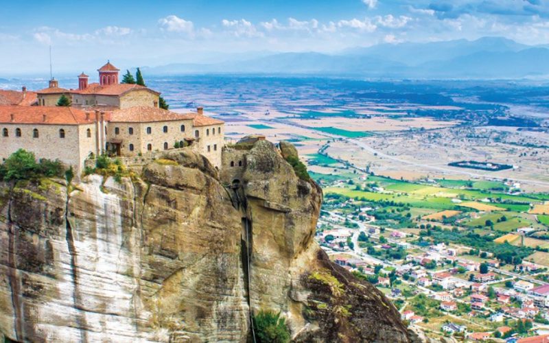 greecefootstepspaulapostle_hero1_meteora